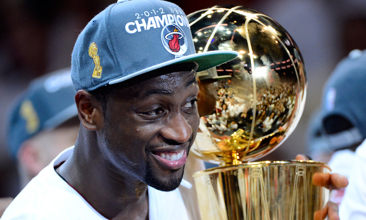 肖赧谈中超赛程安排：倒数第二轮不同时开球这一点就挺业余（肖赧评中超赛程：倒数第二轮未统一开球，显得很业余）