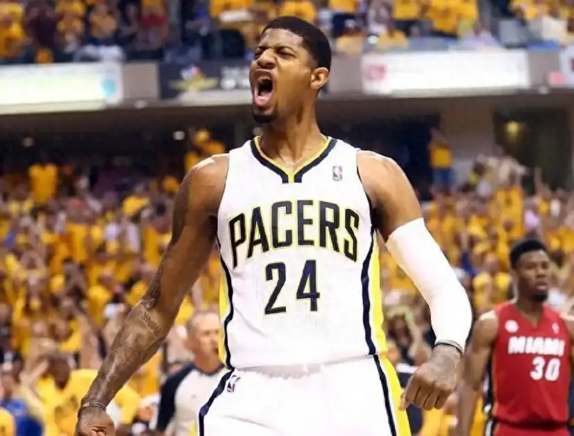 奥莱：因背身列队事件被禁足6个月，贝隆上诉至体育仲裁法庭（奥莱：贝隆因背身列队遭禁赛半年，已向体育仲裁法庭提起上诉）