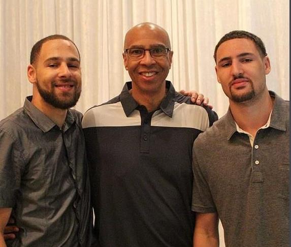 官方：狼队签下挪威后卫沃尔费；据悉转会费为1200万欧（官宣：狼队引进挪威后卫沃尔费，转会费约1200万欧元）