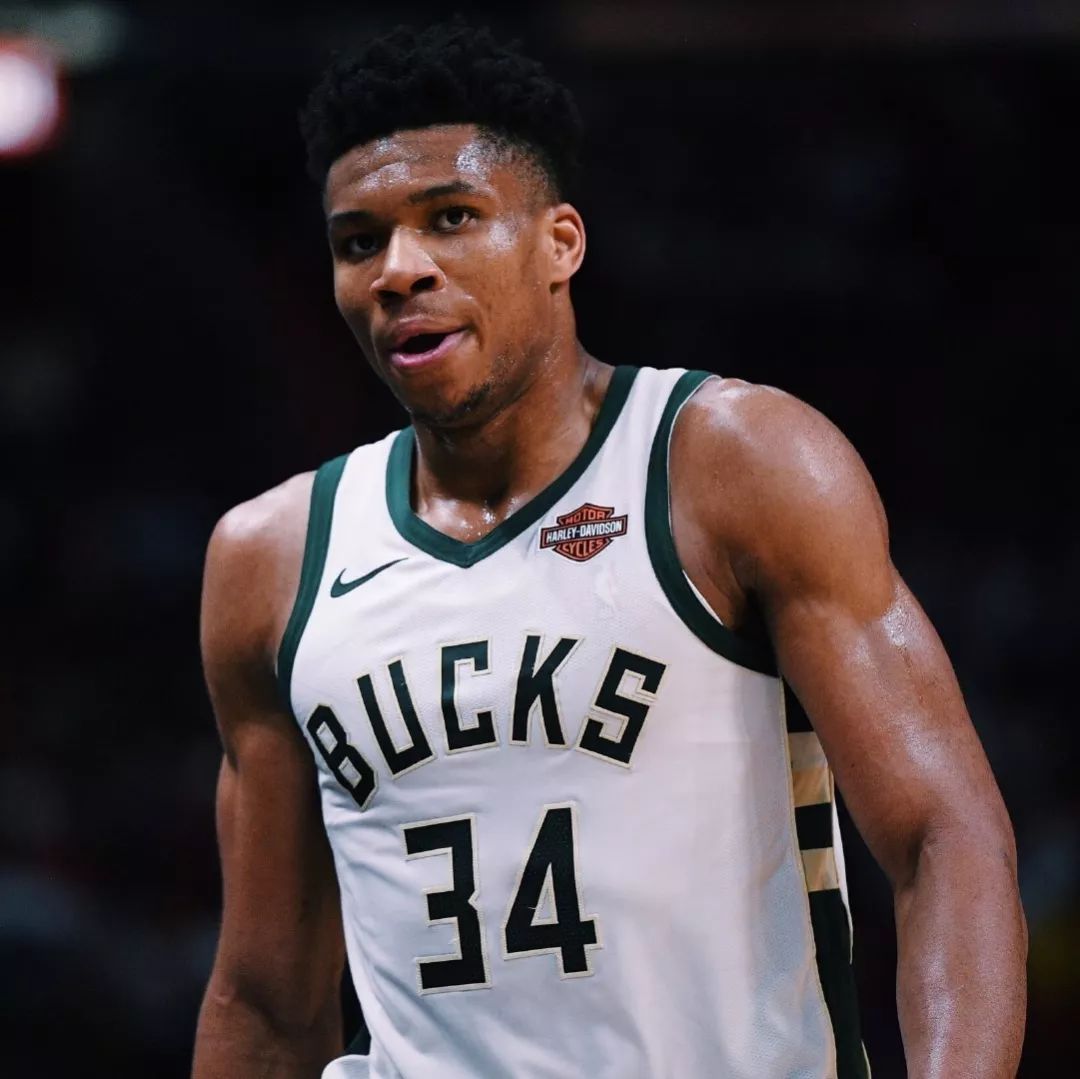 这场比赛的节奏太经典了（这场比赛的节奏堪称教科书级）