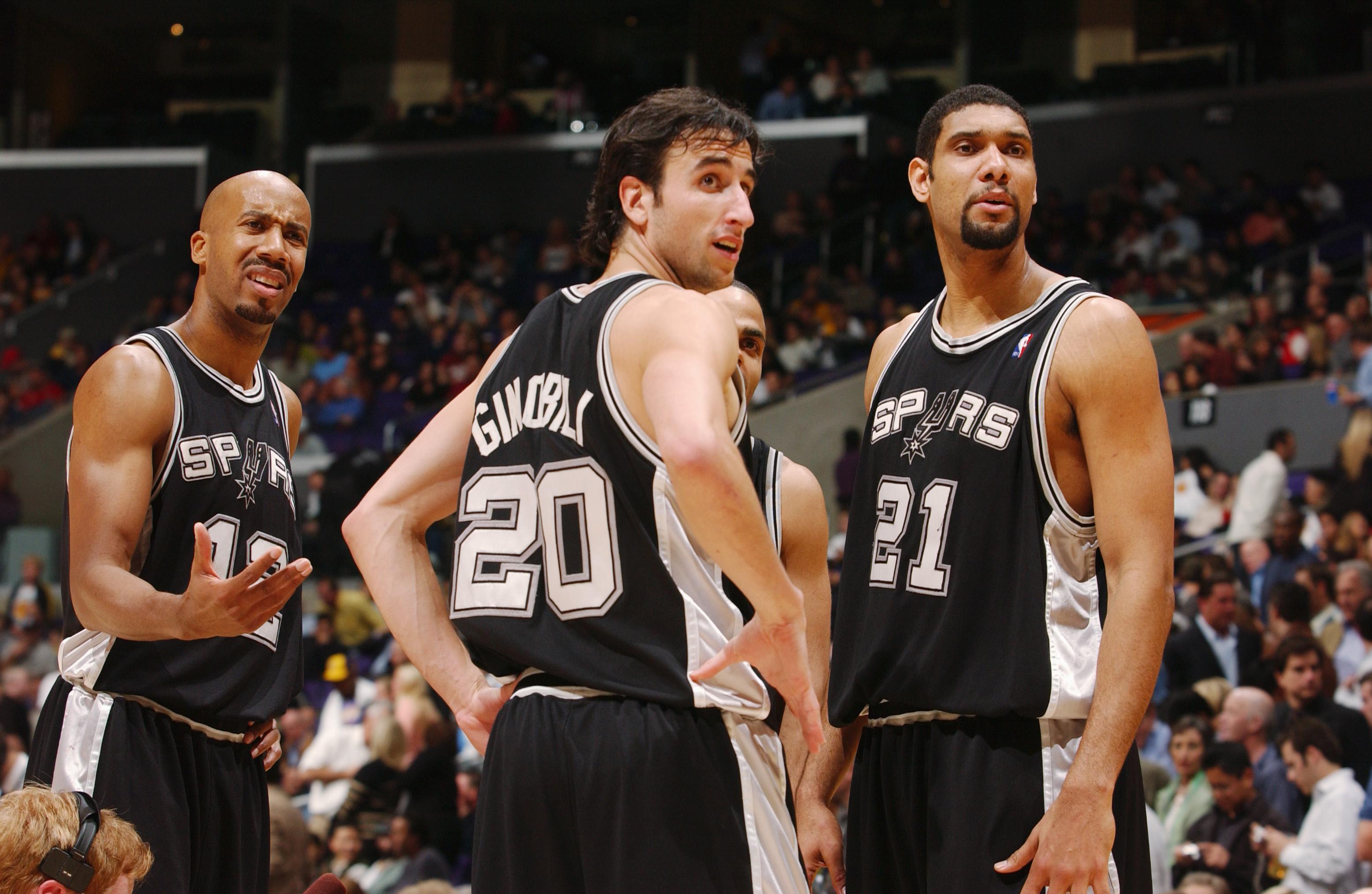 阿斯：阿隆索需解决皇马定位球问题，进攻没威胁防守不强硬（阿斯：阿隆索当务之急是解决皇马定位球隐患，进攻无锋芒、防守不够强硬）